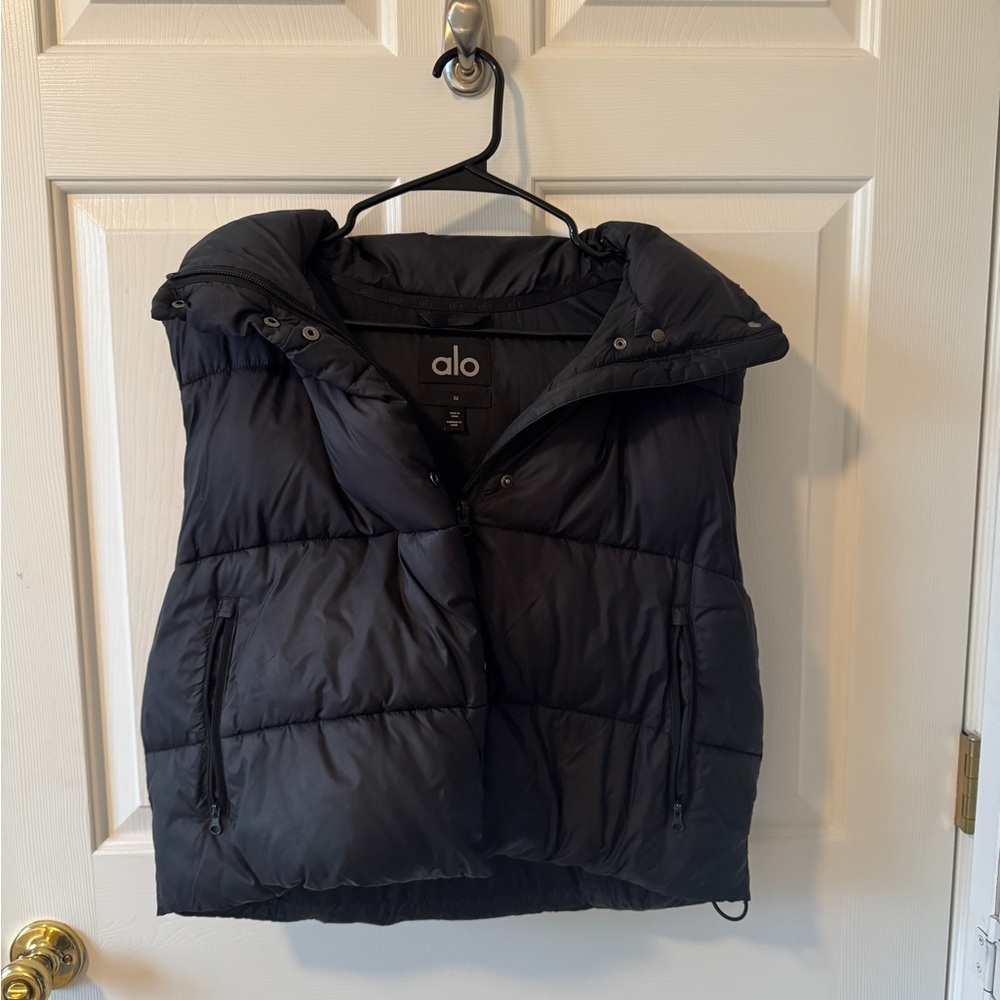 ALO Yoga Midnight Black Vest